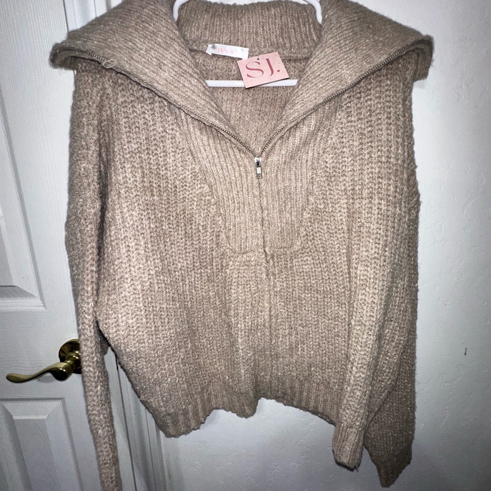 Women's Tan Sweater